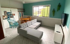 Apartamento no Guarujá, a poucos minutos da praia